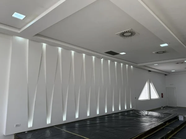 dekorativni gipsani zid sa led rasvetom